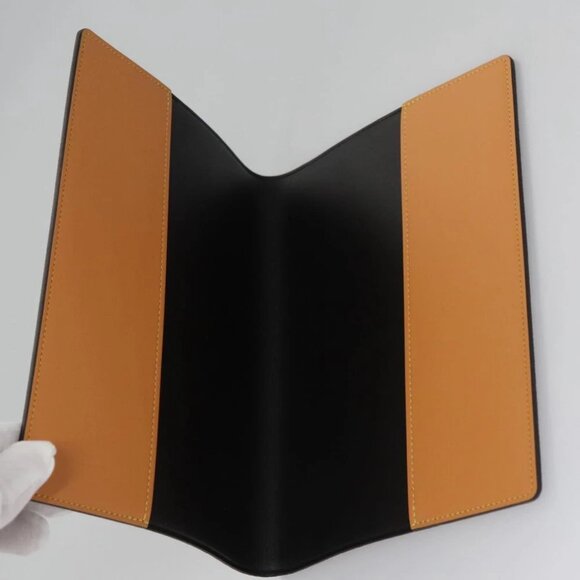 LOUIS VUITTON Monogram Stripe NIGO Quverture Carnet Cover - Picture 12 of 15